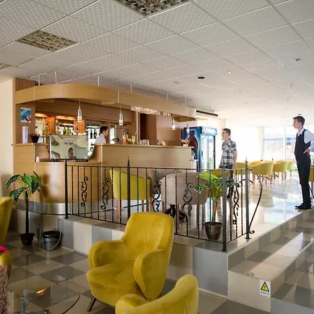 Отель Caraiman 3*